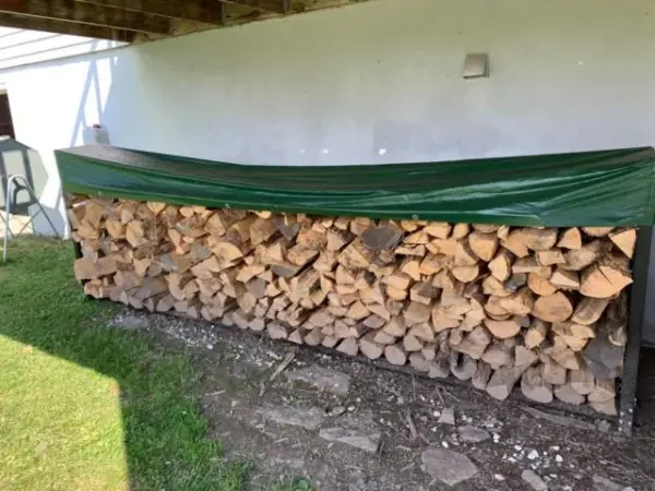 Customer photo 5 of <span class="sdh-h1" data-short="VEVOR 4ft Firewood Rack 1/4 Cord Capacity">VEVOR Firewood Rack 4ft 1/4 Cord Heavy Duty Outdoor Wood Storage Holder, Carbon Steel Frame Fire Log Stacker Stand for Fireplace Patio Deck, 550 lbs Load Capacity, Black</span>