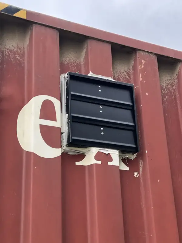 Customer photo 6 of <span class="sdh-h1" data-short="VEVOR 10 in Shutter Exhaust Fan, 874 CFM Wall Mount">VEVOR 10 in Shutter Exhaust Fan, 874 CFM Wall Mount Ventilation Fan with Automatic Louvers, Variable Speed AC Motor for Attic Garage Barn Greenhouse Workshop</span>