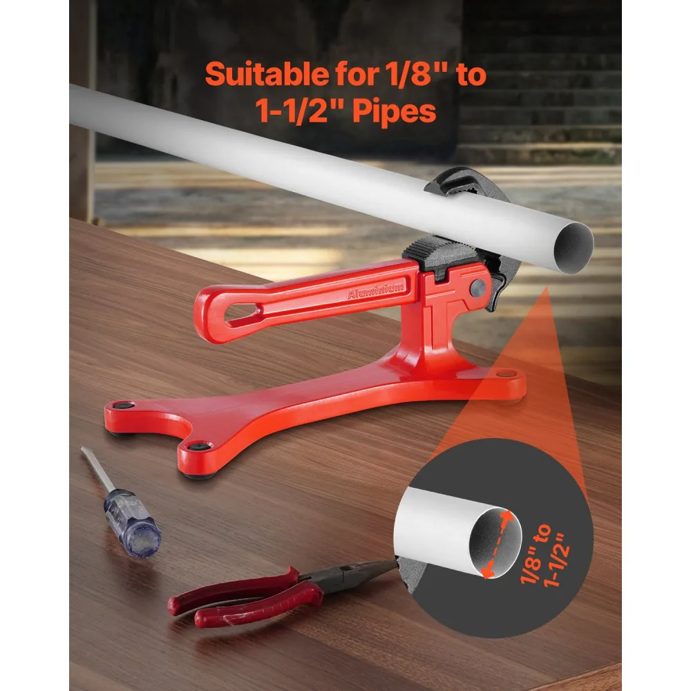 VEVOR pipe vise clamping pipe onsite
