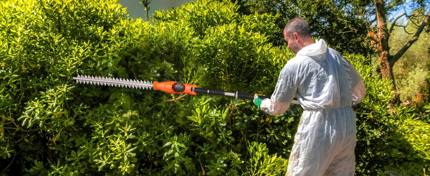 VEVOR Electric Hedge Trimmer High Branch 20 inch feature 5