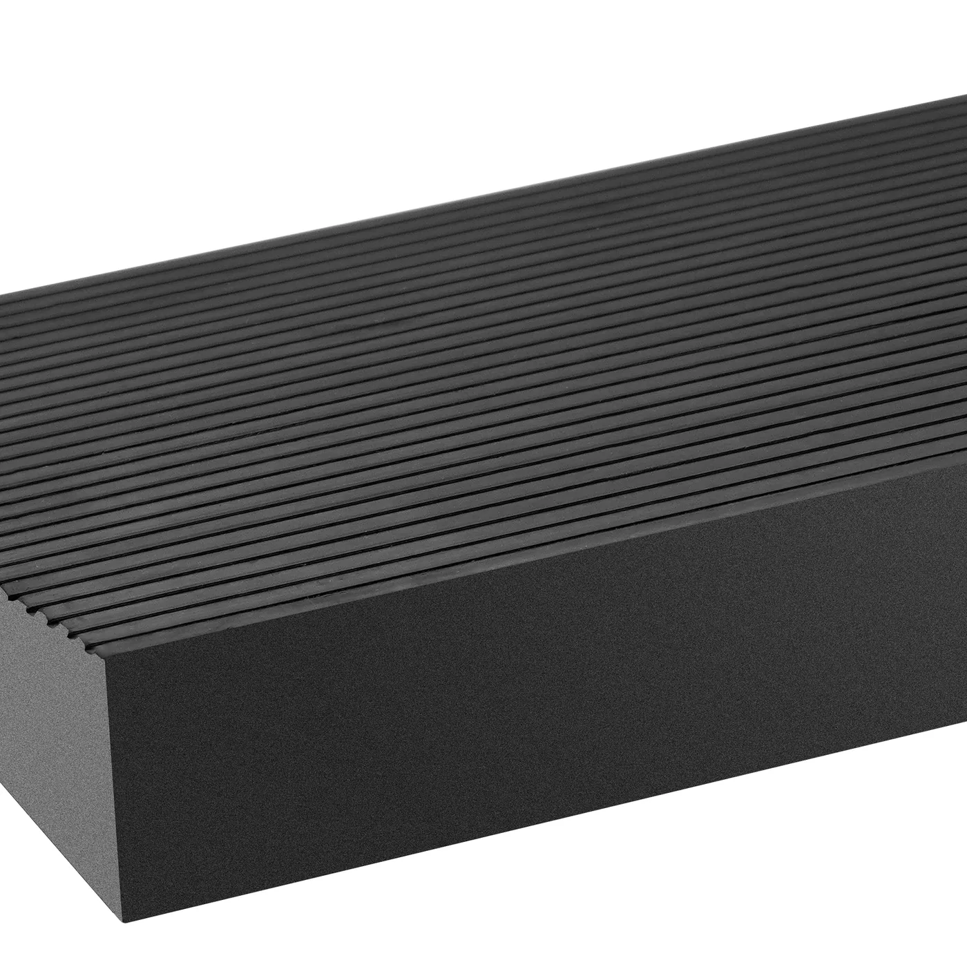 VEVOR 1.2" Rise Cuttable Threshold Ramp for Sweeping Robot The high-quality natural rubber material ensures advantages such as high-temperature resistance, wear resistance, and resistance to deformation.