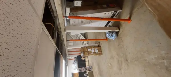 Customer photo 2 of <span class="sdh-h1" data-short="VEVOR Screw Jack Post 4 x 4 in 24700 lbs Support">VEVOR Screw Jack Post, 4″ x 4″, 13.2″-18.7″ Height Range, 24700 lbs Max Load Capacity, Adjustable Shore Jack, Temporary House Jack Pole for Home Leveling, Lifting Floor Crawlspace Basement Shore Beam</span>