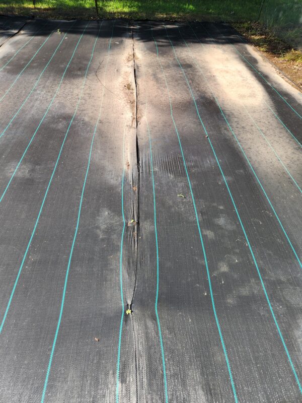 Customer photo 4 of <span class="sdh-h1" data-short="VEVOR 6 x 300 ft Weed Barrier Fabric 3 oz Heavy Duty">VEVOR Weed Barrier Landscape Fabric, 6*300FT Heavy Duty Garden Weed Fabric, Woven PP Weed Control Fabric, Driveway Fabric, Geotextile Fabric for Landscaping, Ground Cover, Weed Blocker Weed Mat, Black</span>