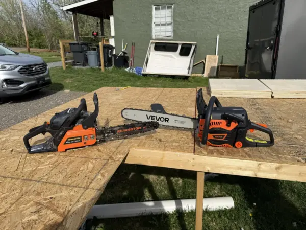 Customer photo 3 of <span class="sdh-h1" data-short="VEVOR 52CC 18 in Gas Chainsaw 2.55 HP Gasoline Powered">VEVOR Gas Chainsaw, 52CC 18″ 2.55HP, Gasoline Powered Chain Saw, Handheld Cordless Petrol Chainsaws for Tree Wood Branch Cutting, Tree Trimming, Land Clearing, Farm Garden Ranch Forest Cutting Use</span>