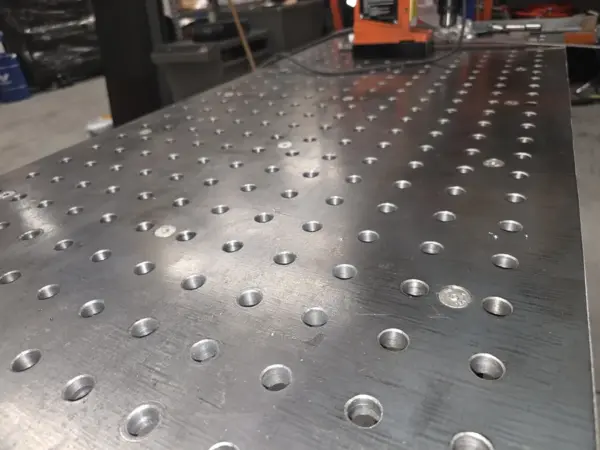 Customer photo 2 of <span class="sdh-h1" data-short="VEVOR Magnetic Drill 1450W Magnetic Drill Press with 2Inch B">VEVOR Magnetic Drill 1450W Magnetic Drill Press with 2Inch Boring Diameter Annular Cutter Machine 2900 LBS 11pcs HSS Annular Cutter Bits</span>