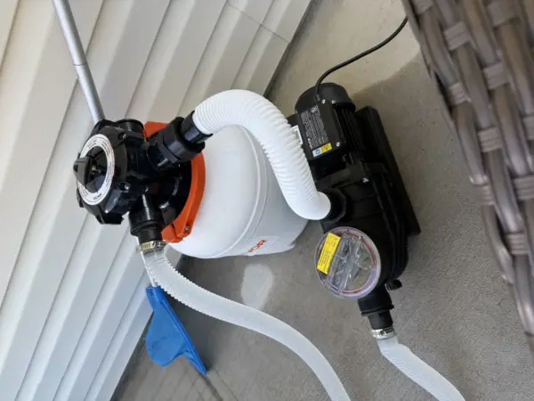Customer photo 5 of <span class="sdh-h1" data-short="VEVOR 16 in Sand Filter Pump for Above Ground Pool 16 inch">VEVOR 16 in Sand Filter Pump for Above Ground Pool, 0.75 HP 4400 GPH, Swimming Pool Sand Filter Pump with Pre-Assembled & Leak-Resistant Design, 6-Way Valve, High-Efficiency Filtration for Pools</span>