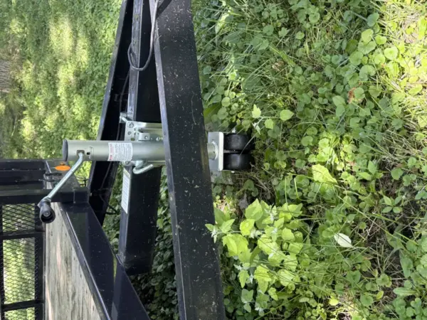 Customer photo 1 of <span class="sdh-h1" data-short="VEVOR Trailer Jack 1500 LBS with Wheel 12 in Lift">VEVOR Trailer Jack with Wheel, 1500 lbs Load Capacity, Heavy Duty Swivel Boat Trailer Jack with PP Single Wheel & Ergonomic Handle, 12-inch Lift, Fit for RVs, Boats, Horse Trailers, Utility Trailers</span>