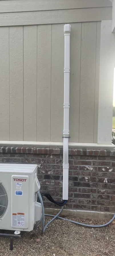 Customer photo 1 of <span class="sdh-h1" data-short="VEVOR Mini Split Line Set Cover 3 in 17.7 ft White">VEVOR Mini Split Line Set Cover 3-inch W 17.7Ft L, PVC Decorative Pipe Line Cover For Air Conditioner with 10 Straight Ducts & Full Components Easy to Install, Paintable for Heat Pumps, White</span>