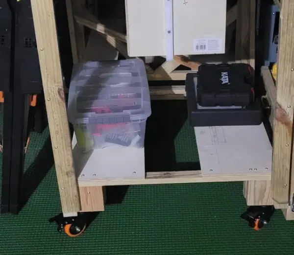 Customer photo 2 of <span class="sdh-h1" data-short="VEVOR Caster Wheels 3 inch">VEVOR Caster Wheels, 3-inch Swivel Plate Casters, Set of 4, with Security A/B Locking No Noise PVC Wheels, Heavy Duty 250 lbs Load Capacity Per Caster, Non-Marking Wheels for Cart Furniture Workbench</span>