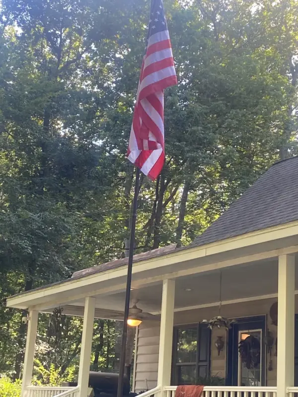 Customer photo 1 of <span class="sdh-h1" data-short="VEVOR 25FT Telescoping Flag pole Kit Black 25 ft">VEVOR 25FT Telescoping Flag pole Kit, Heavy Duty Aluminum Alloy in Ground Flag Poles for Outside, 3 Display Modes Flagpole with 3×5 American Flag, Professional Accessories, Black</span>