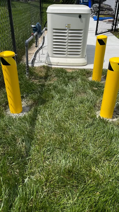 Customer photo 3 of <span class="sdh-h1" data-short="VEVOR Safety Bollard 48x4.5 inch">VEVOR Safety Bollard, 48 Inch Height Bollard Post, 4.5 Inch Diameter Steel Pipe Safety Bollard Post, Yellow Steel Bollard, Steel Safety Bollard with 8 Anchor Bolts, Perfect for Traffic-Sensitive Area</span>